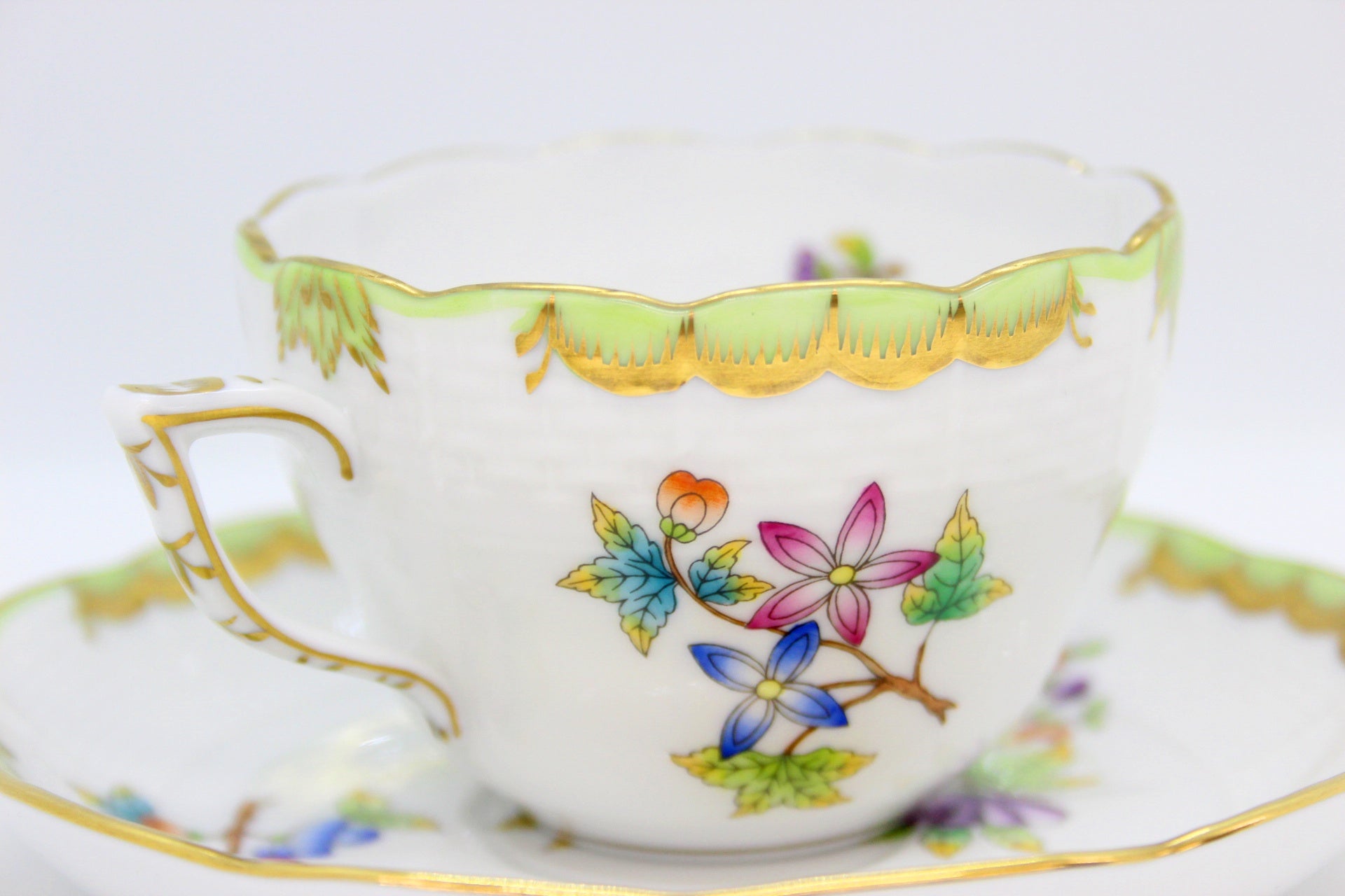 HEREND(ヘレンド) ビクトリアブーケ ティーカップ&ソーサー 200ml - 安心保証・業界最安値の販売 福助